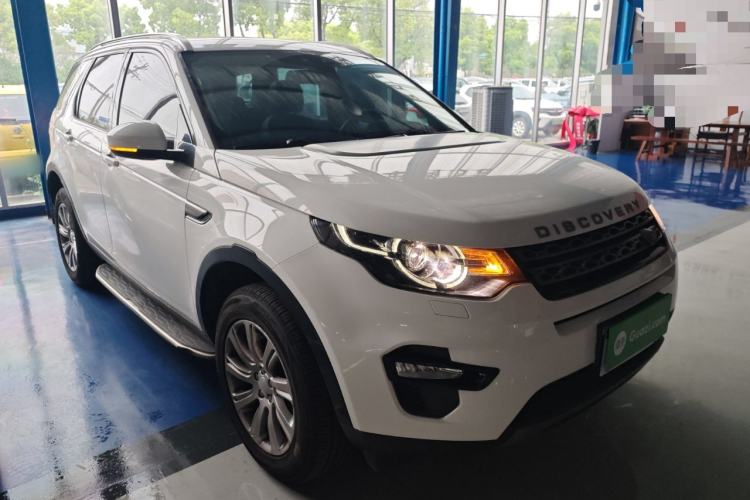Used Land Rover Discovery Sport 2019 240 PS SE Version China VI Standard Front Right 45 Deg