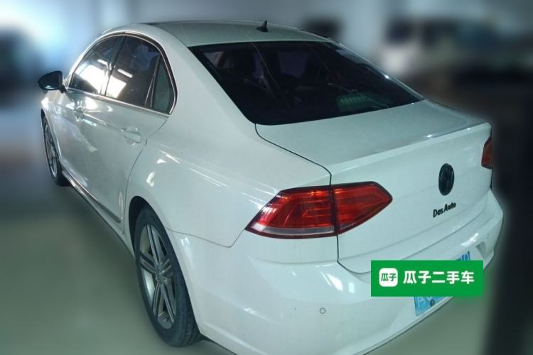 Used Volkswagen Lamando 2017 280TSI DSG Comfort Edition Rear Left 45 Deg