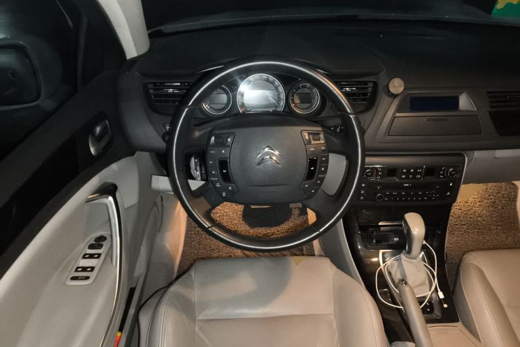 Used Citroen C5 2014 2.0L Automatic Luxury Edition
