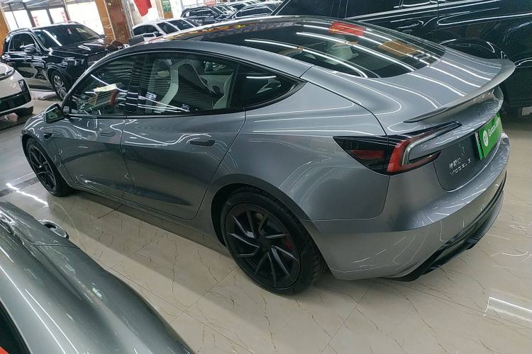 Used Tesla Model 3 2024 High-Performance All-Wheel-Drive Version
