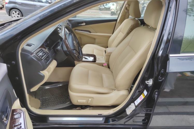 Used Toyota Camry 2015 2.0G Premier Edition