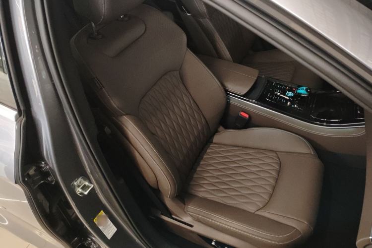 Used BYD Han 2023 EV Champion Edition 605KM Front-Drive Premium Model