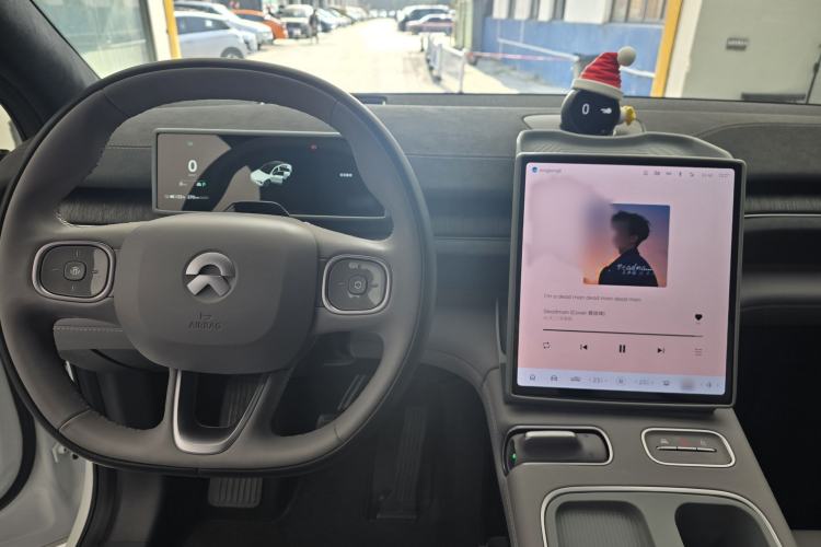 Used Nio EC6 2024 75 kWh Interior 6