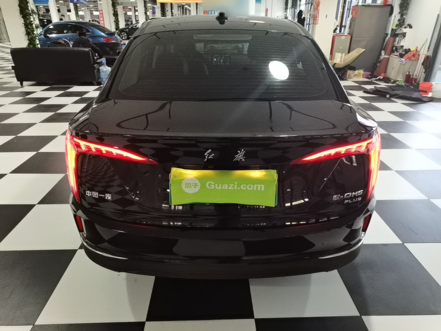 Hongqi E-QM5 2024 610 km PLUS — снимка 5