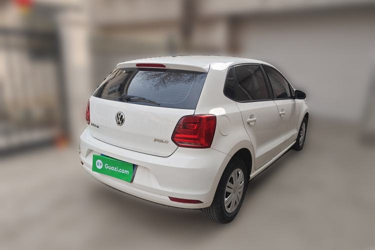 Used Volkswagen Polo 2016 1.4L Manual Fashion Model