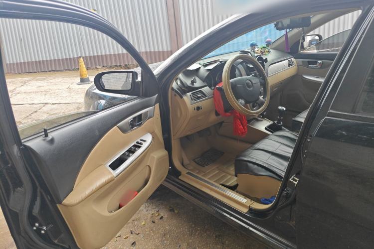 Used Buick Excelle 2011 1.6 LX-MT