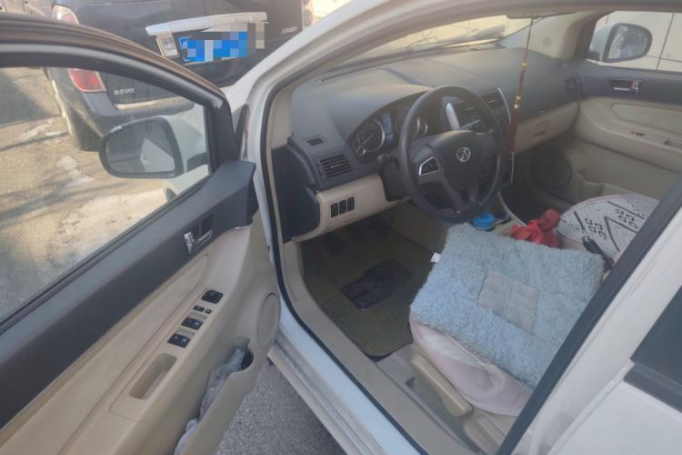 Used BAIC E Series 2012 Hatchback 1.5L Manual Leshang Version
