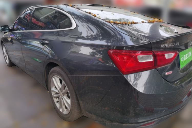 Used Chevrolet Malibu 2017 1.5T Automatic Luxury Edition Rear Left 45 Deg