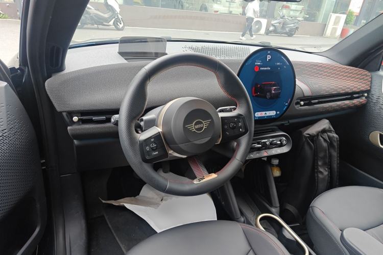 Used MINI Electric MINI COOPER 2024 452km COOPER SE Racing Driver
