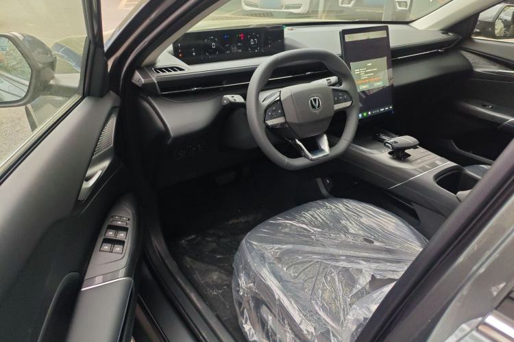 Used Changan Eado 2025 Blue Whale 1.5T 500Bar Prestige Model