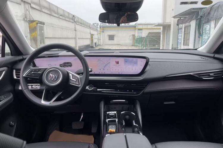 Used Buick Envision 2025 25T Entry-Grade Platinum Edition
