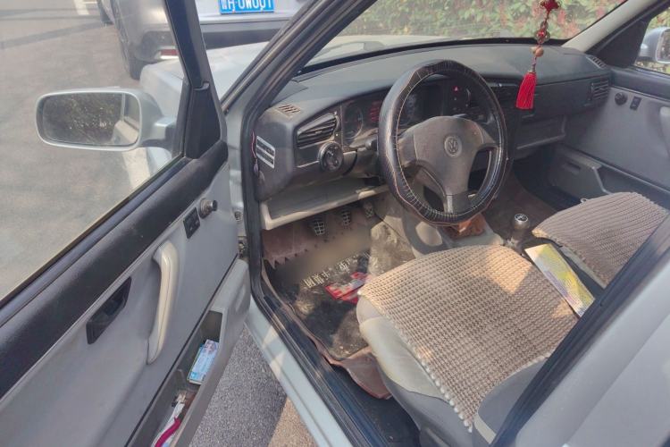 Used Volkswagen Jetta 2010 1.6L Partner