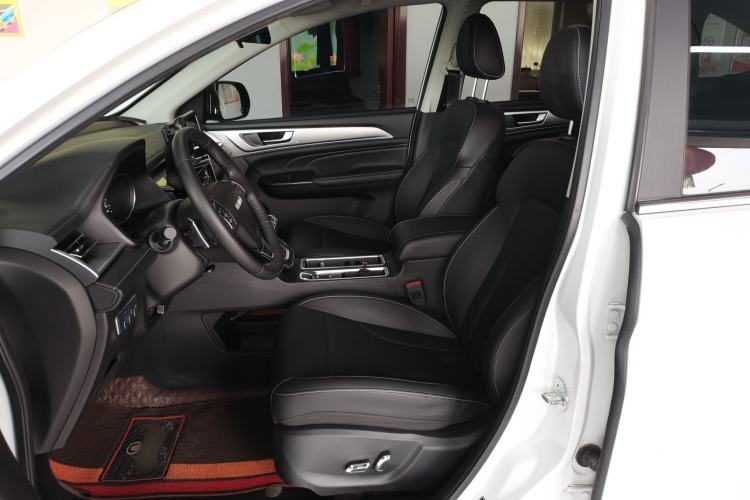 Used Haval M6 2021 PLUS 1.5T DCT Prestige Smart Connectivity Model
