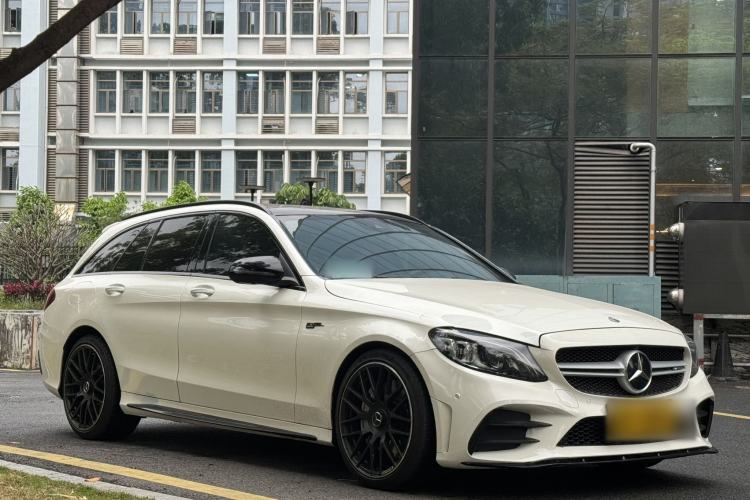 Used Mercedes-Benz C-Class AMG 2019 AMG C 43 4MATIC Estate Special Edition Front Right 45 Deg