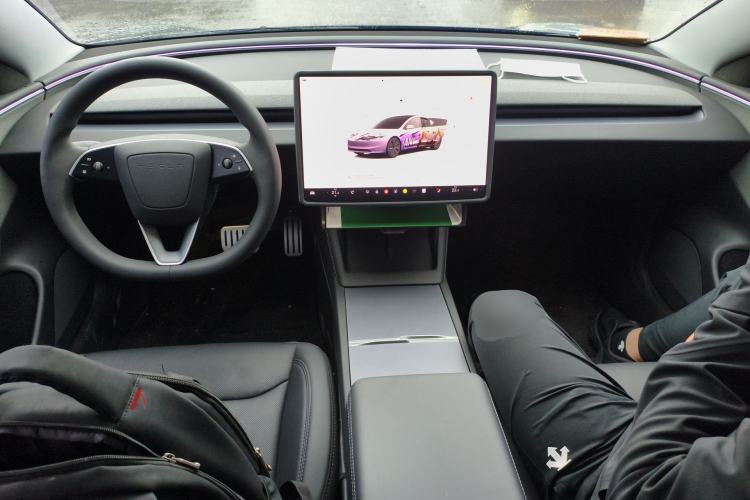 Used Tesla Model 3 2025 Model Revised Rear-Wheel-Drive Version Center Console