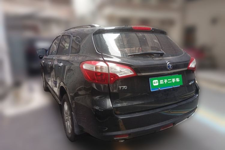 Used Venucia T70 2016 2.0L CVT Smart Choice Edition
