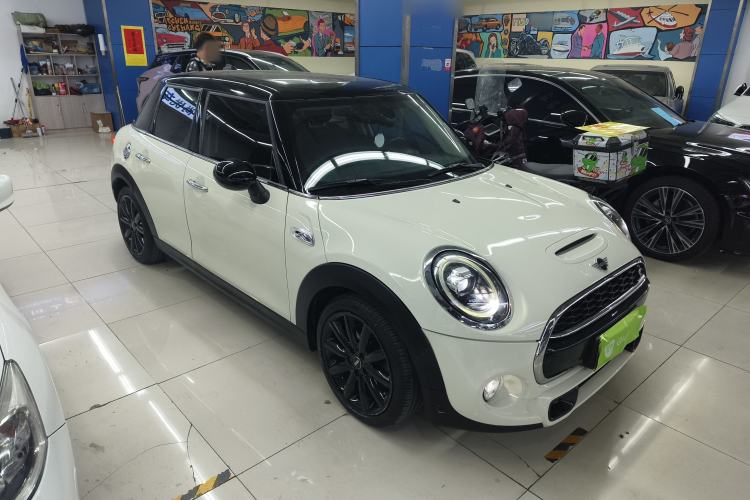 Used MINI MINI 2018 2.0T COOPER S Classic Edition Five-Door Version