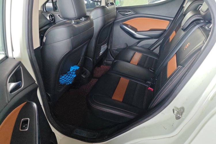 Used BYD Yuan 2016 1.5L Manual Luxury Version
