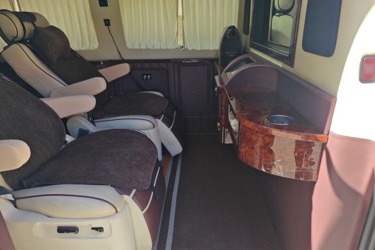 Used Mercedes-Benz Vito 
