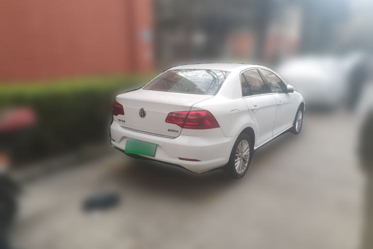 Used Volkswagen Bora 2014 1.6L Automatic Luxury Model Rear Right 45 Deg