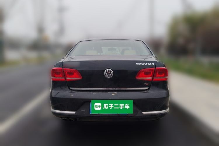Used Volkswagen Magotan 2012 1.8TSI Luxury Model Rear