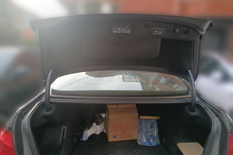 Used BMW 5 Series 2012 523Li Luxury Model
