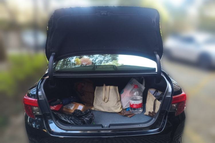 Used Toyota Reiz 2013 2.5V Shangrui Edition Trunk