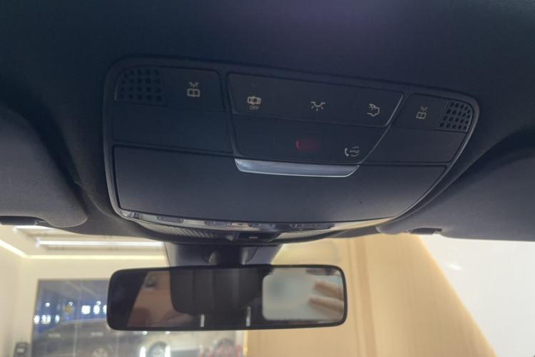 Used Mercedes-Benz GLC 2021 GLC 260 L 4MATIC Luxury Model Interior 1