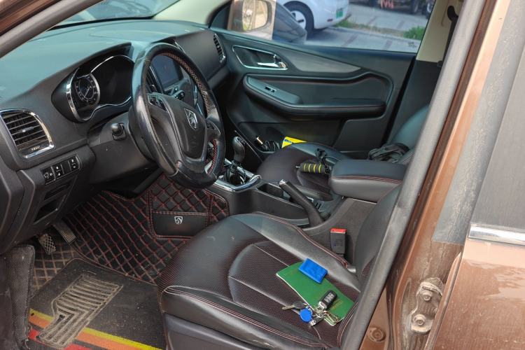 Used Baojun 560 2016 1.8L Manual Luxury Edition
