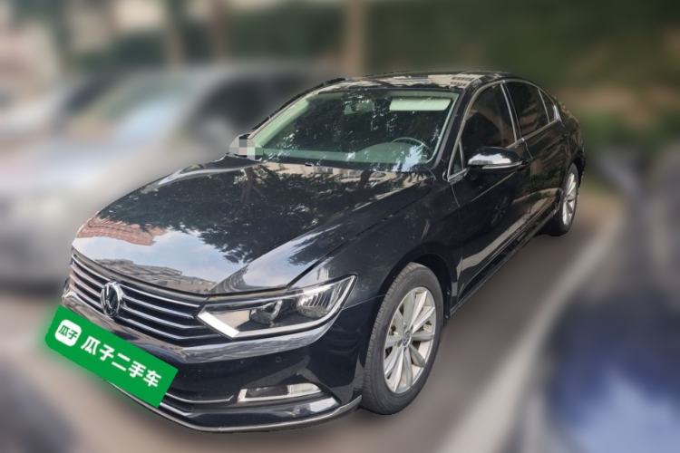 Ojetý Volkswagen Magotan 2019 280TSI DSG Leading Model China V Standard