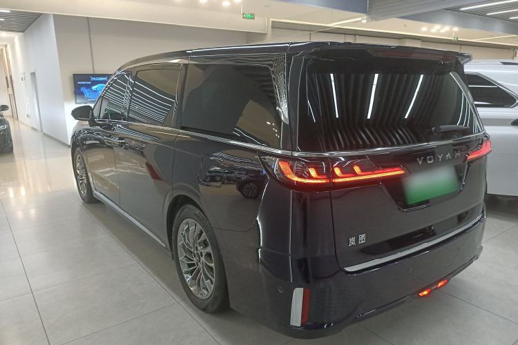 Used VOYAH Dream 2024 PHEV Ultra-Long Range Flagship Edition Rear Left 45 Deg