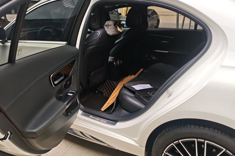 Used Mercedes-Benz C-Class 2023 C 260 L Sport Edition Interior 4