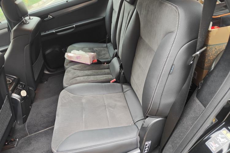 Used Mercedes-Benz R-Class 2014 R 320 4MATIC Business Model