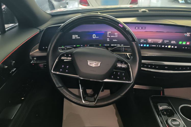 Used Cadillac LYRIQ 2022 Four-Wheel-Drive High-Performance Deluxe Edition Steering Wheel