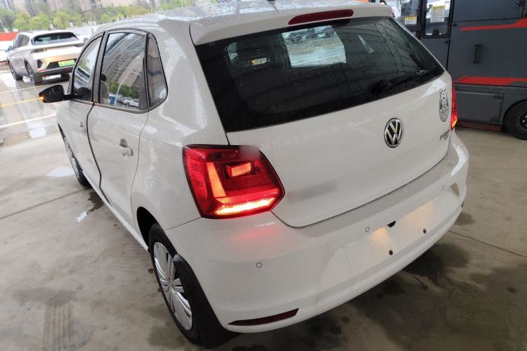 Used Volkswagen Polo 2016 1.6L Automatic Comfort Model Rear Left 45 Deg
