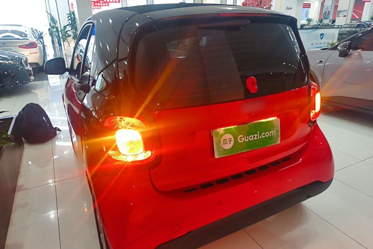 Used smart fortwo 2018 1.0L 52kW Hardtop Dynamic Version China V
