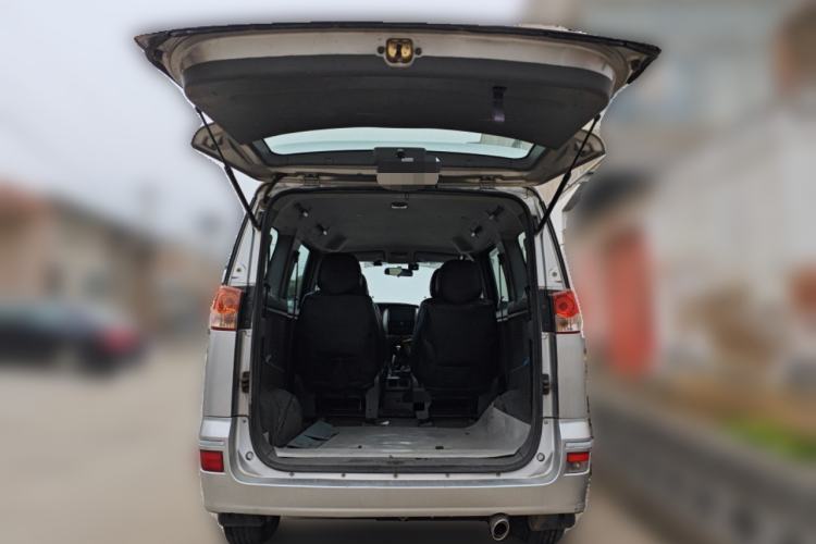 Used Dongfeng Shuaike 2011 1.6L Manual Comfort 7-Seater