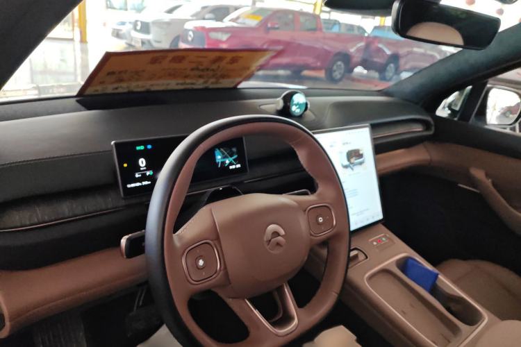 Used Nio ES6 2024 75 kWh
