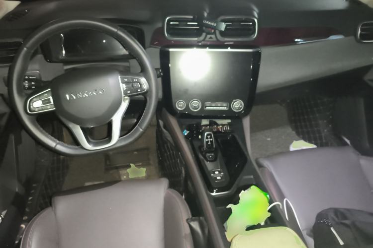 Used Lynk & Co 02 2021 1.5TD DCT Two-Wheel Drive Zhaoyao Plus Center Console