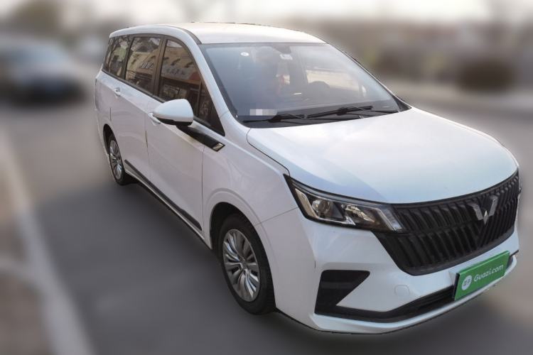 Used Wuling Jiachen 2022 1.5L Manual Enjoyment Elite Model
