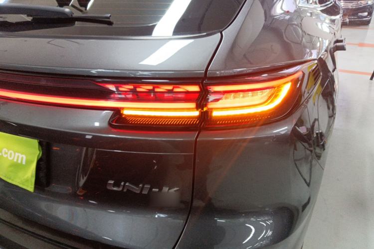 Used CHANGAN UNI-K iDD 2023 Smart Electric iDD 1.5T 135km Smart Leading Model