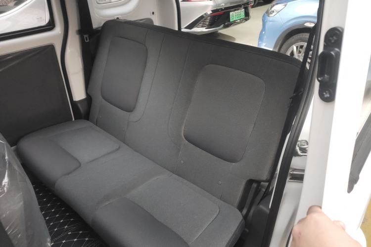 Used Wuling Zhiguang New Energy 2025 Comfort Model