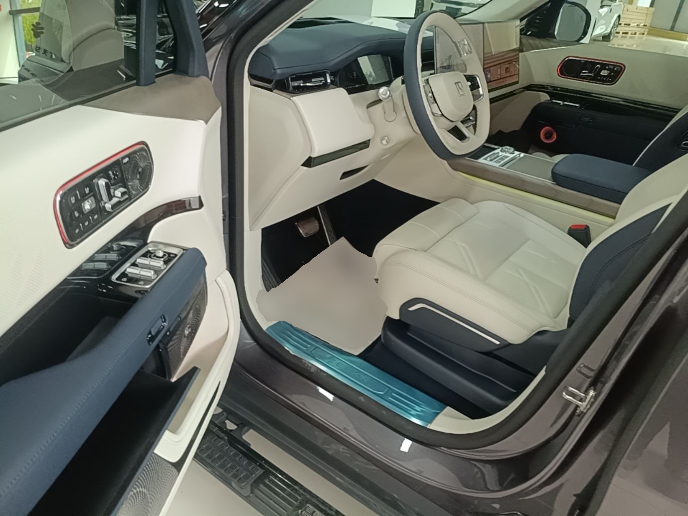 Zeekr 9X 2025 Hyper Edition 70kWh — снимка 18