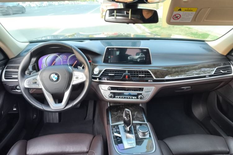 Used BMW 7 Series 2018 740Li Leading Model Excellence Package
