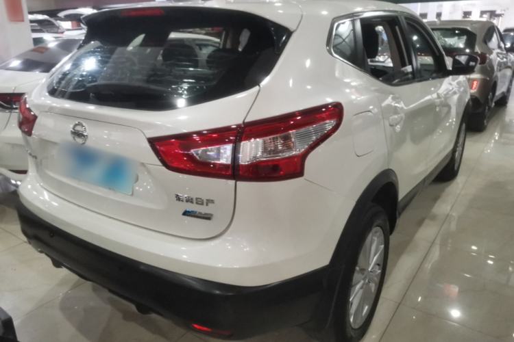 Used Nissan Qashqai 2017 2.0L CVT Elite Edition China V Standard Rear Right 45 Deg