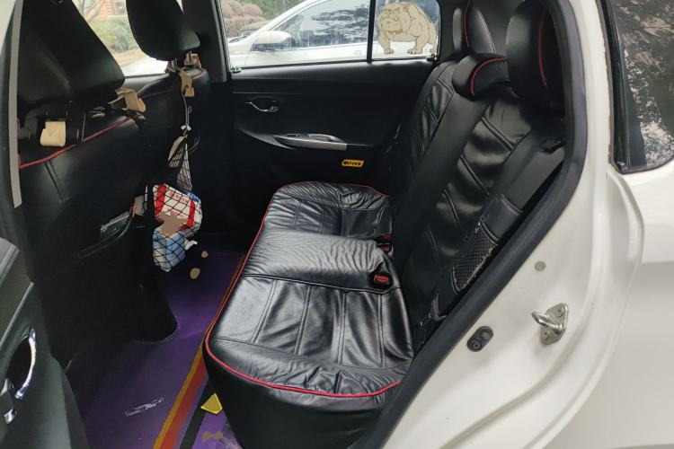 Used Toyota YARiS L Zhi Xuan 2015 1.5E Automatic Charm Edition