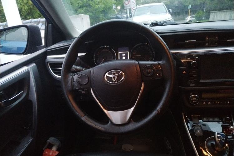 Used Toyota Levin 2016 Dual-Engine 1.8H GS-L E-CVT Leading Edition Steering Wheel