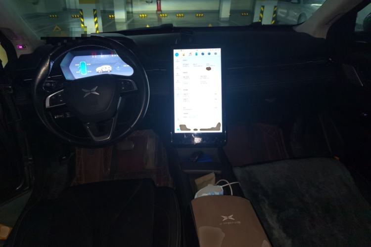 Used XPeng G3 2019 Deluxe Edition Center Console