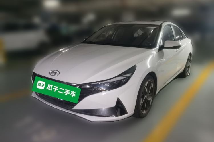 Used Hyundai Elantra 2021 1.5L CVT LUX Prestige Edition