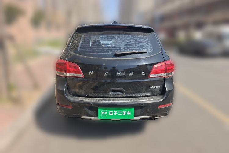 Used Haval H6 2013 Upgraded Model 2.4L Automatic Two-Wheel Drive Elite Version